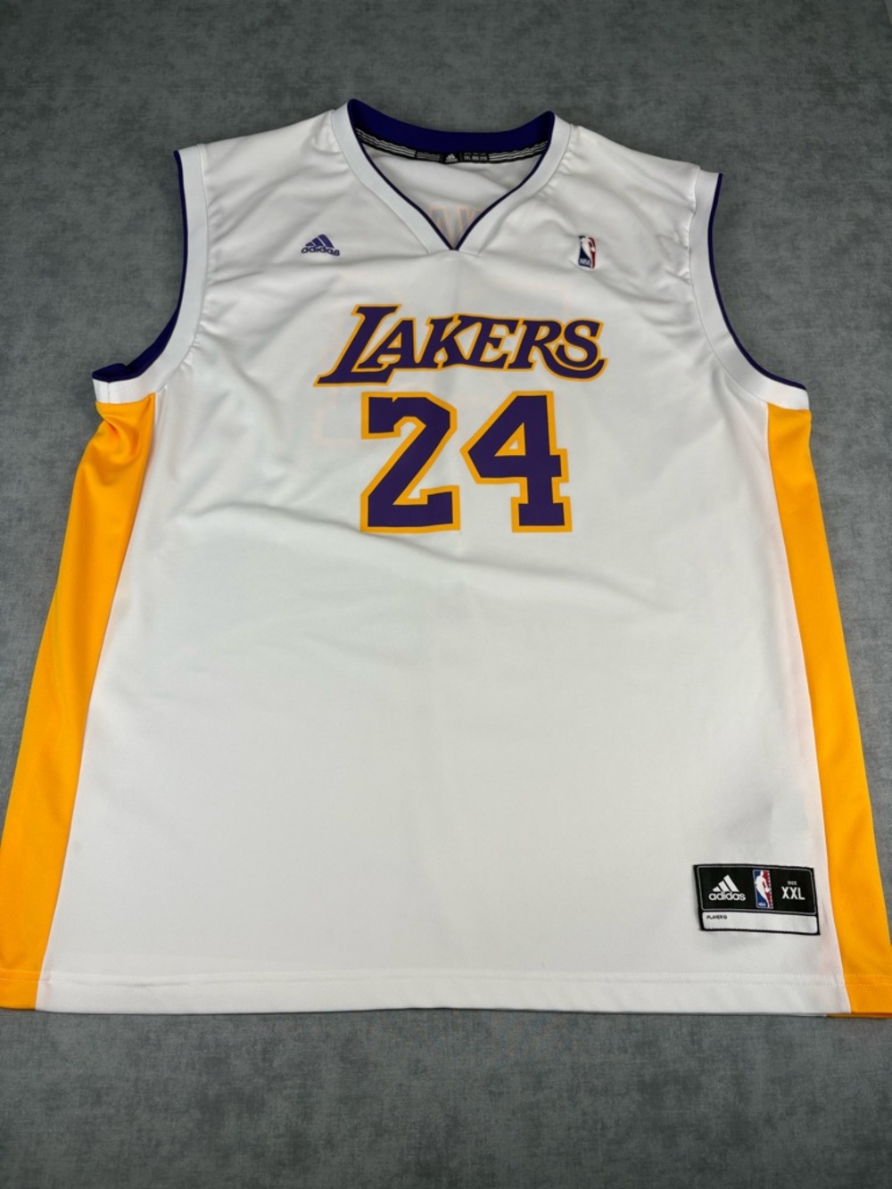 Kobe Bryant Lakers Jersey Adidas XXL White #24 NBA Sewn Swingman 2XL